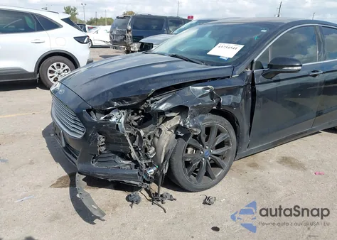 2014 Ford Fusion Titanium z USA, uszkodzony, nr VIN 3FA6P0K96ER211833